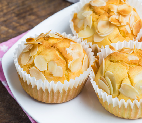 Ricette Muffin con Mandorle e arance Molino Spadoni